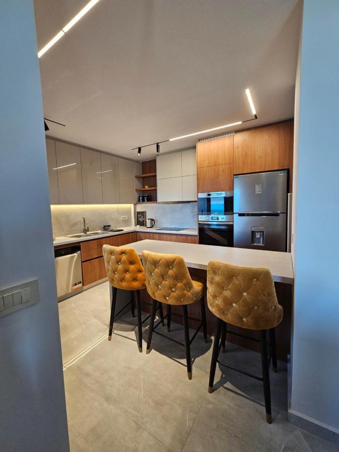 Calm & Dreamy Luxury Apts Pírgos 외부 사진